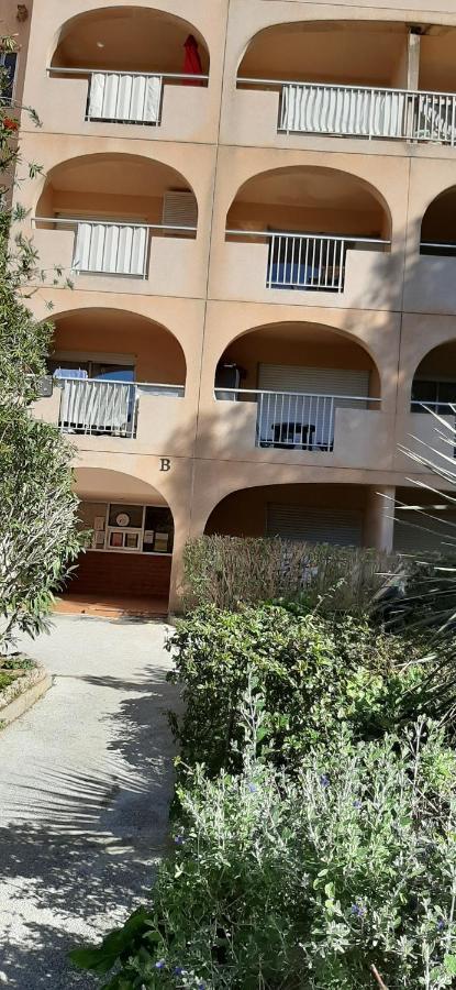 Les Iles D'Or Au Port De Hyeres Grand Studio Climatise Εξωτερικό φωτογραφία