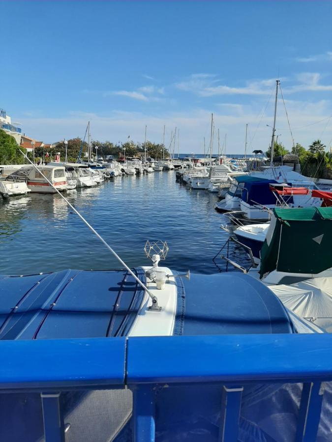 Les Iles D'Or Au Port De Hyeres Grand Studio Climatise Εξωτερικό φωτογραφία